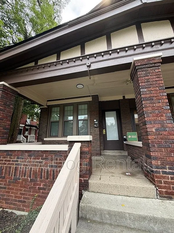 1 bed, 1.0 bath, $850 — Photo 2