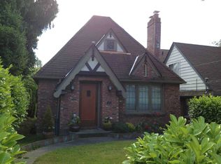 7022 12th Ave NE, Seattle, WA 98115