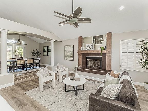 4th image of 1074 E Cole Ave