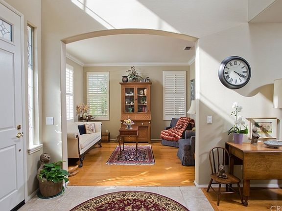 2nd image of 1084 King Palm Dr