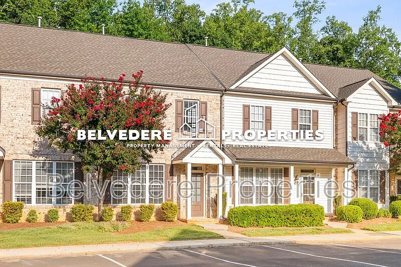 67 Rhododendron Dr