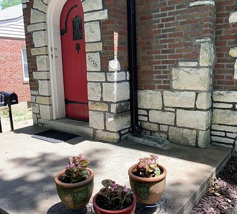 2nd image of 1216 Moorlands Dr #2