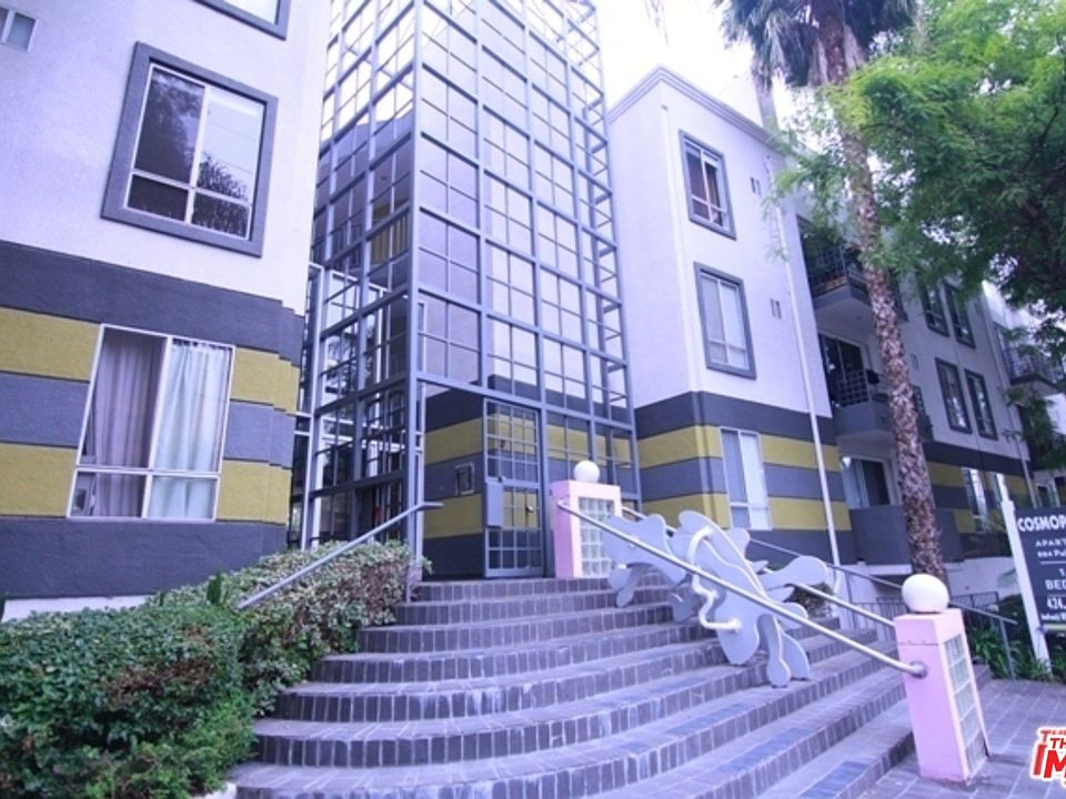 1st image of 852 Palm Ave #202