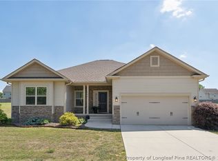 220 Glendale Cir, Sanford, NC 27330