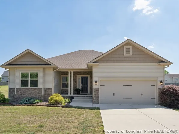 220 Glendale Cir, Sanford, NC 27332