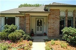 2nd image of 613 Olde Oaks Dr
