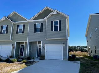 219 Shallowbag Bay Ln, Jacksonville, NC 28546
