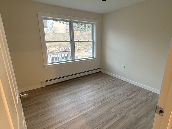5th image of 64 Freetown Rd #1E