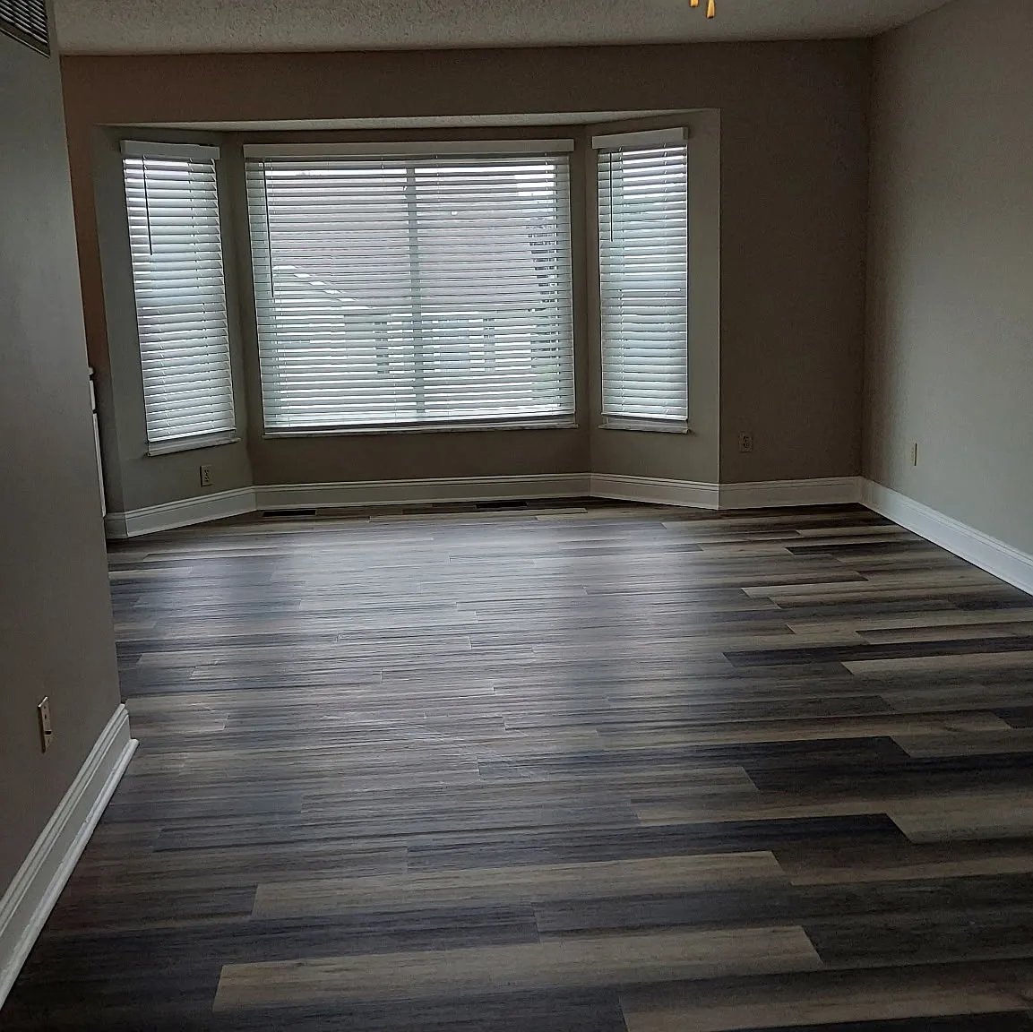 4 bed, 1804 sqft, $2,900 — Photo 4