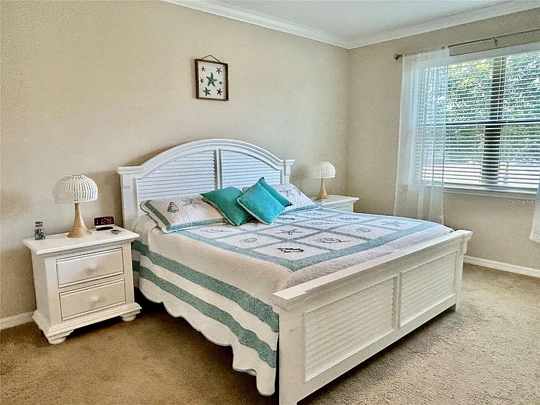 255 Maraviya Blvd — Photo 8