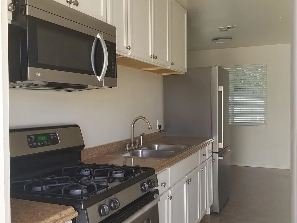 2019 W Turney Ave #3