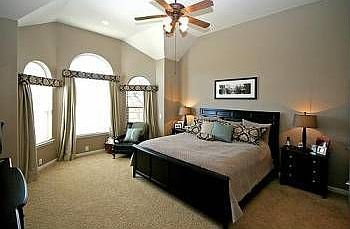 1st image of 15607 Seekers St