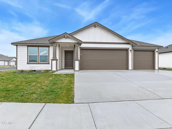 1607 Castlewood Ct Lot 299, Spec Grandview, WA 98930