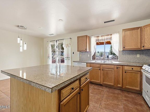 4th image of 4735 E Valley Lane
