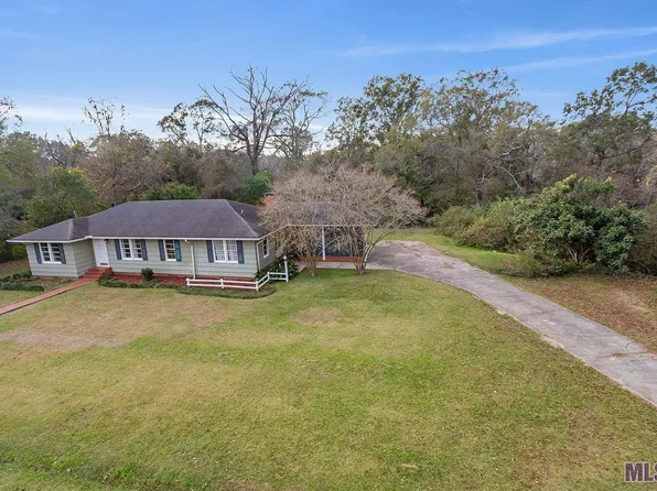 10037 Redbud St, Saint Francisville, LA 70775