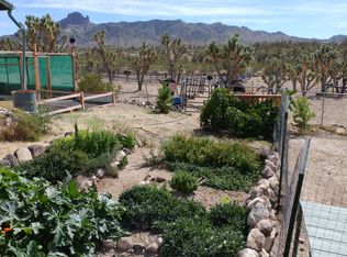 17401 N Merry Dr, Dolan Springs, AZ 86441