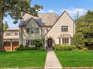 21 Sunnybrae Pl, Bronxville, NY 10708