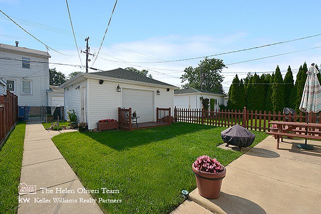 2nd image of 3018 N Newcastle Ave