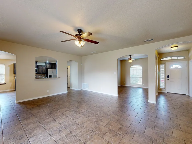 504 W Orion Dr — Photo 25