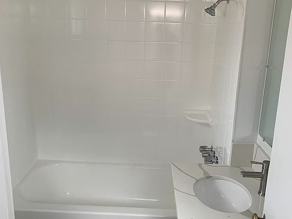3rd image of 4503 Bond St #1/2
