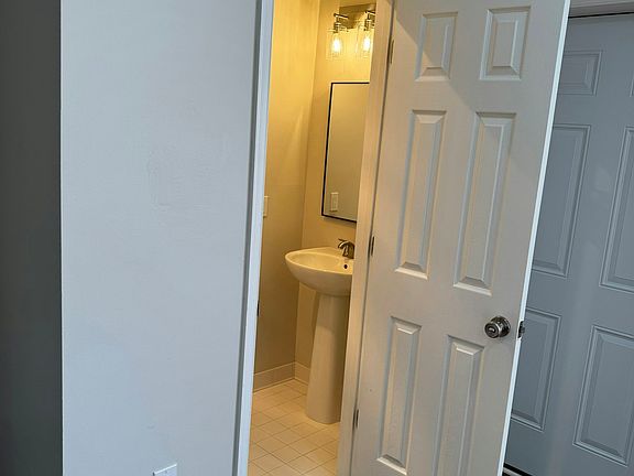 Main level power room