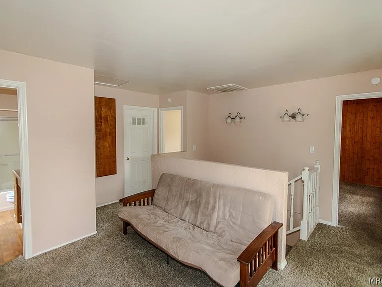 870 Ash Ln — Photo 27