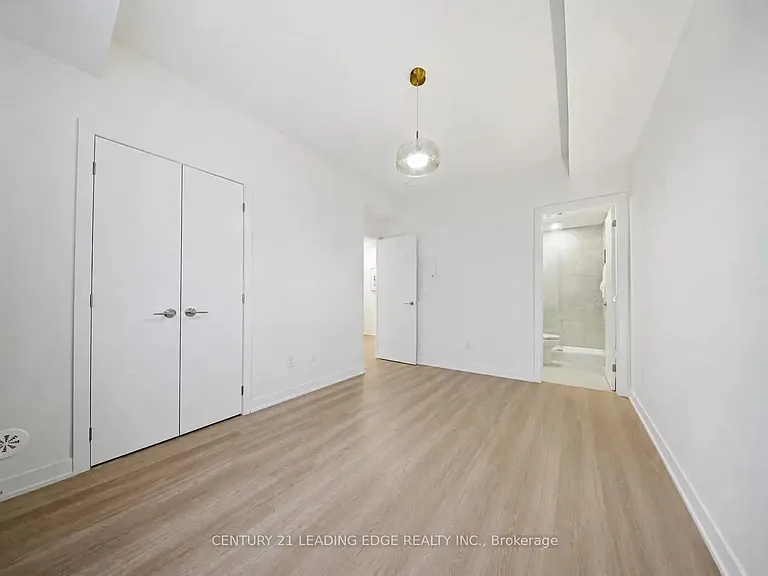 10 Steckley House Ln #116 — Photo 4
