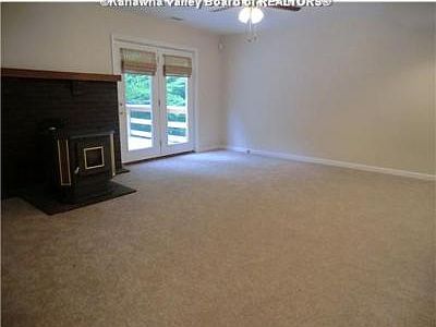 4th image of 5134 Rainbow Dr