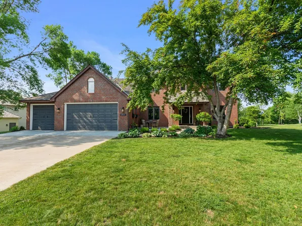 12800 43rd Ave N, Plymouth, MN 55442