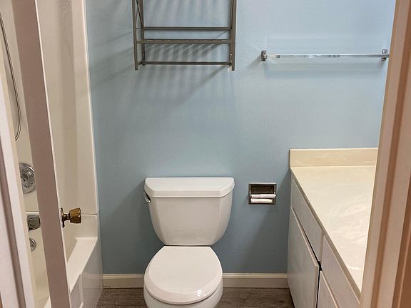 5th image of 1191 Compass Ln APT 101