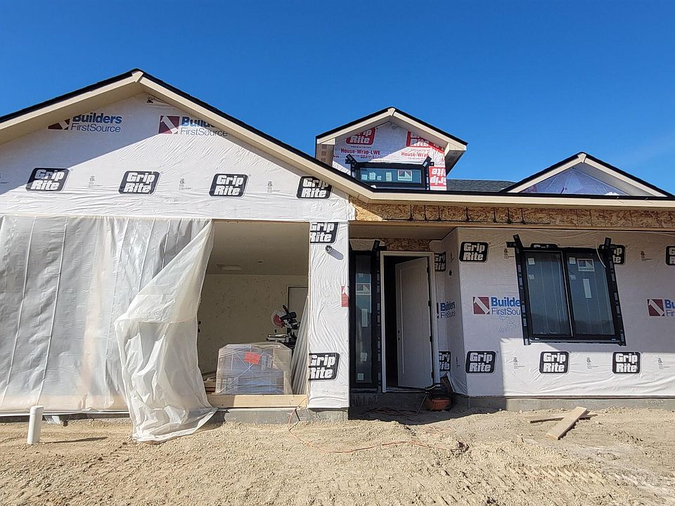 1st image of 822 Gold Dust Ln