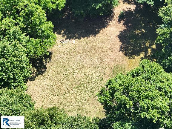 3rd image of 0 S Raleigh Ct