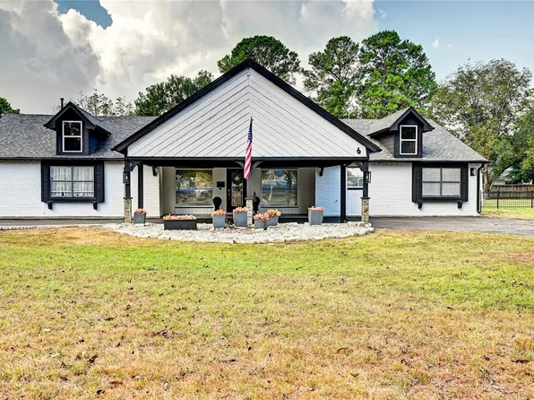 6 Oak Hollow Cir, Cypress, TX 77429