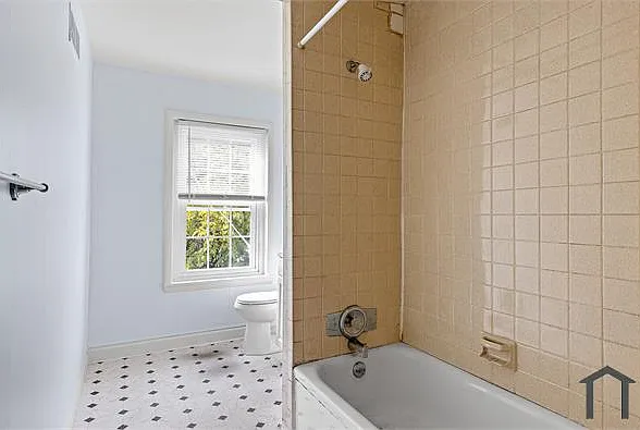 2 bed, $1,600 — Photo 4