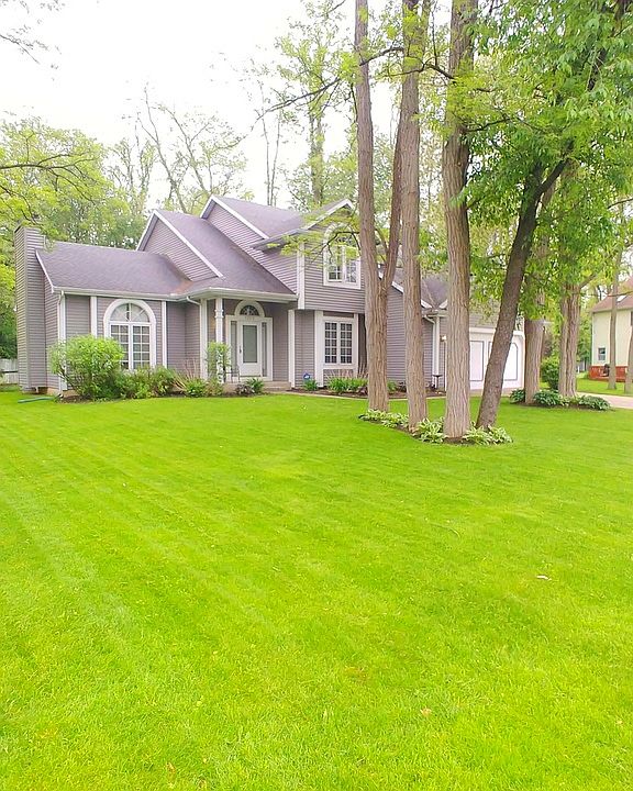 1st image of 53078 Fernwood Dr