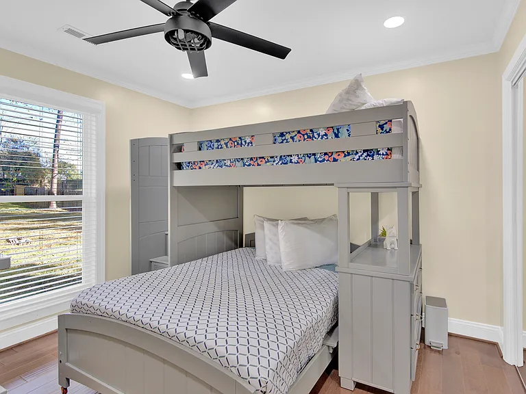 6920 Stillmeadow Dr — Photo 25