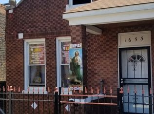 1653 W Cermak Rd, Chicago, IL 60608