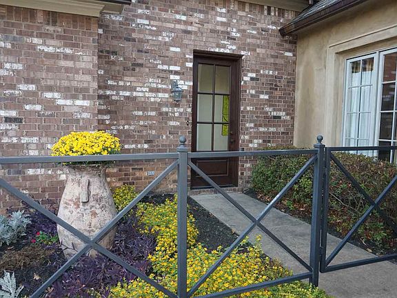 2nd image of 205 Hoy Farms Dr
