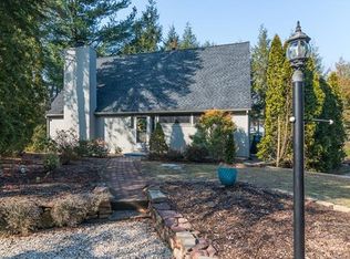 24 Gray Pine Cmn, Avon, CT 06001