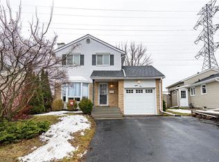 89 Rolling Meadows Dr, Kitchener, ON N2N 1T4