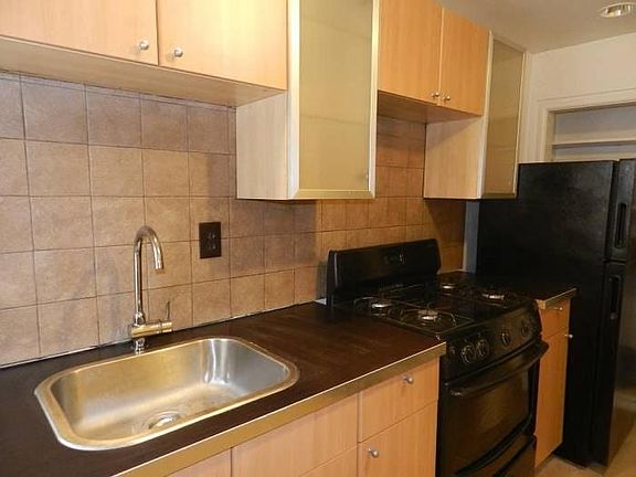 2nd image of 5647 Wyndale Ave #2