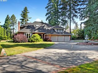 11735 SW Lynnridge Ave, Portland, OR 97225