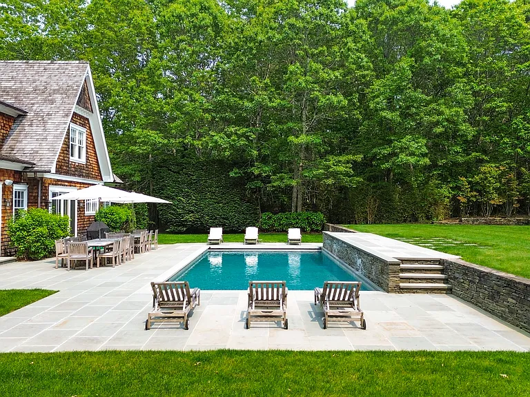 14 W Hills Ct — Photo 4