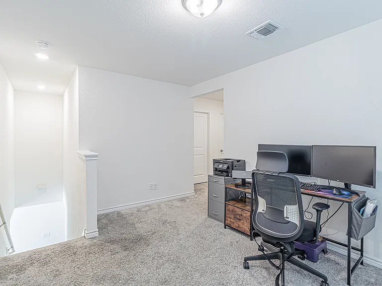 1518 Overlook Cv — Photo 23