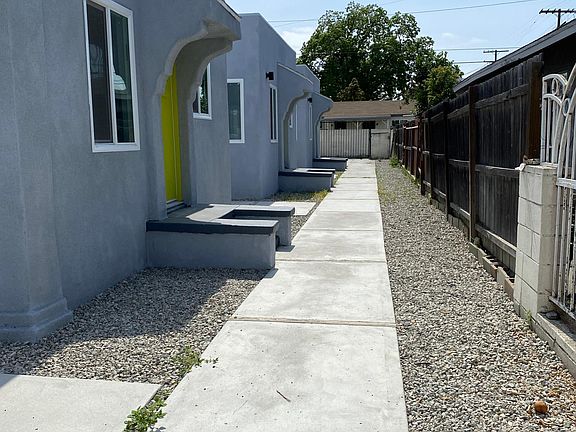 2nd image of 5717 S Normandie Ave