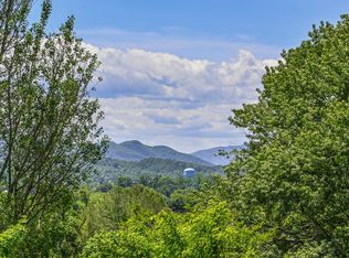 112 Barberry Rd #28, Johnson City, TN 37604