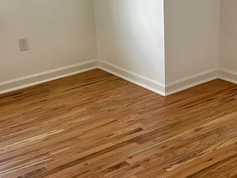 6 Thornrose Ave — Photo 9