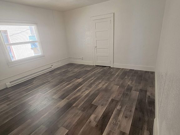 2nd image of 558 N Grant Ave