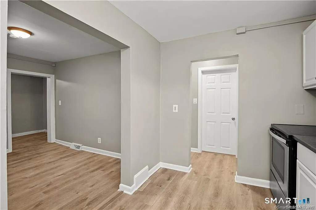 1 bed, 1.0 bath, 850 sqft, $1,650 — Photo 4