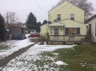 621 Garfield St, Springdale, PA 15144